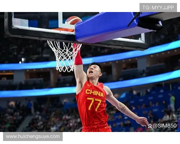 张镇麟领衔中国男篮重回巅峰之路 展现新时代篮球风采与拼搏精神