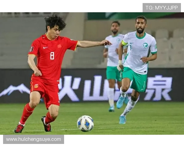 蒿俊闵从国脚到精神领袖展现中国足球老将不灭的奋斗与担当