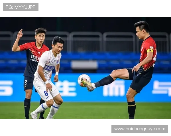 上海排球队在洲际杯积分榜中以61分稳居第一名