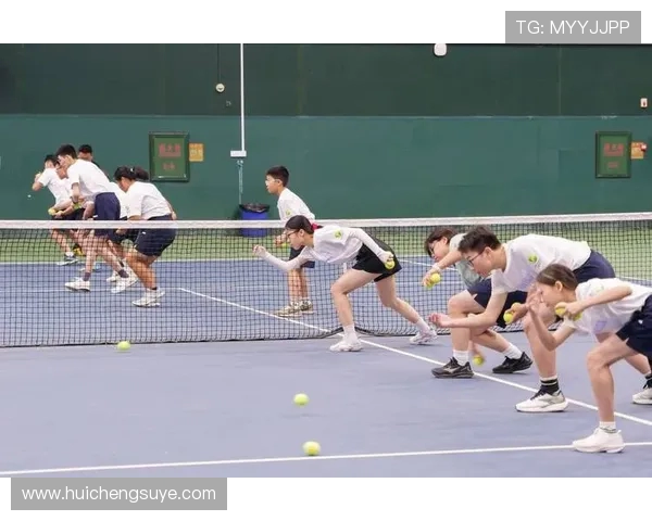 专业解读：重庆网球队的快攻打法