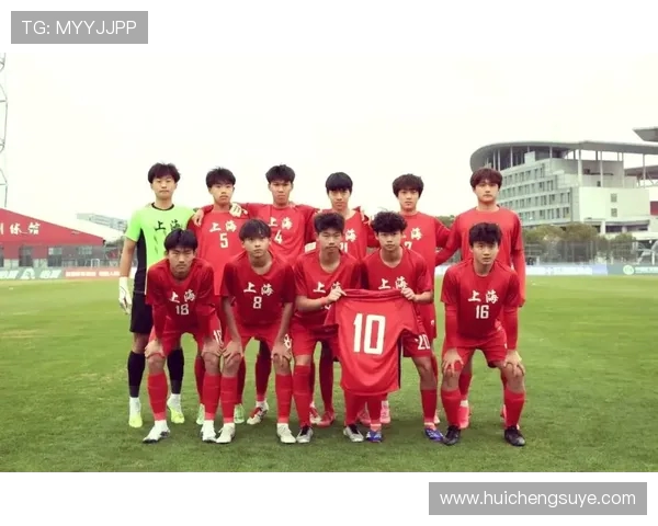 全运会回顾：上海足球队展现速度优势与战术灵活性