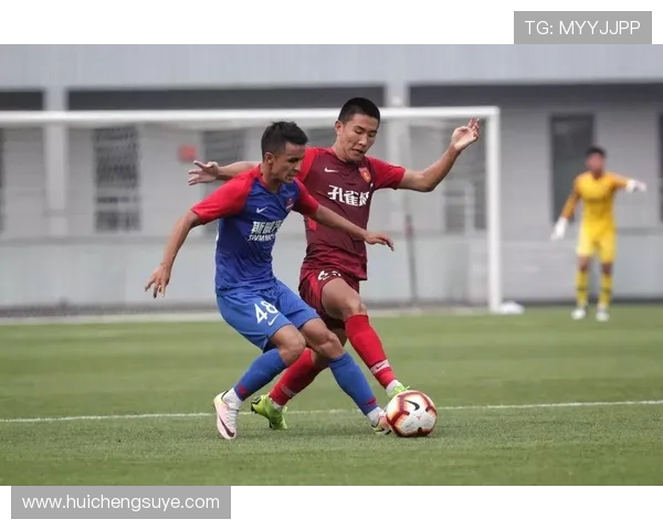 成都篮球队以82分领跑冠军赛积分榜展现强劲实力