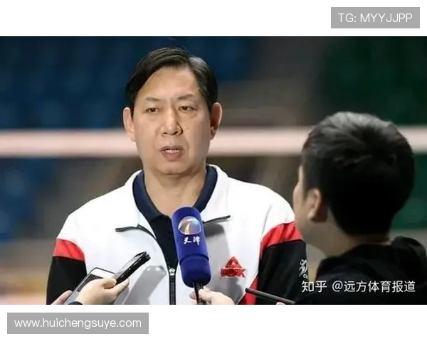 陈强专访：从排球新星到传奇教练的心路历程回顾