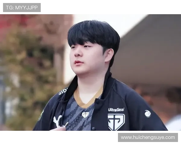 《全面解析Canyon打野风格及其对职业赛场的影响与策略应用》