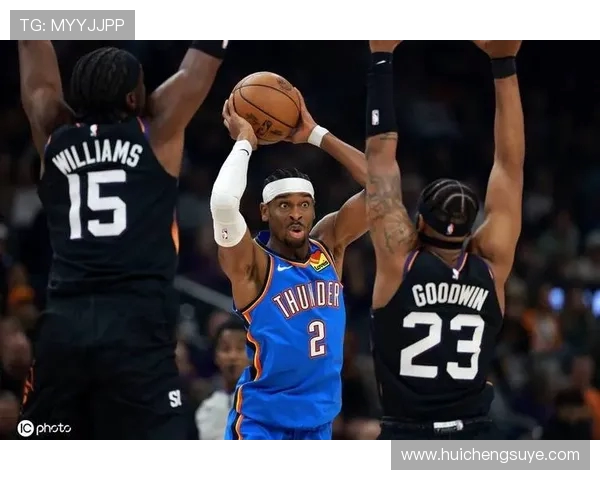 2015至2016赛季勇士与雷霆对决回顾:巅峰对决与传奇时刻的交织 2015至2016赛季勇士与雷霆对决回顾:巅峰对决与传奇时刻的交织