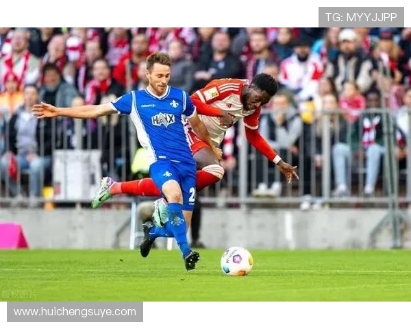 中央海岸水队与西悉尼球队的激烈对决引发球迷热情高涨