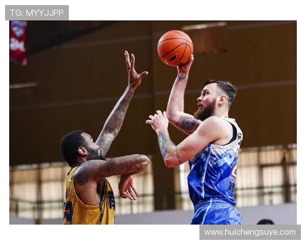 佩斯卡拉与恩波利精彩对决直播全程回顾与分析 佩斯卡拉与恩波利精彩对决直播全程回顾与分析